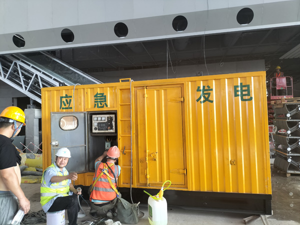 颍州怎样判断空气滤清器是否需要更换？